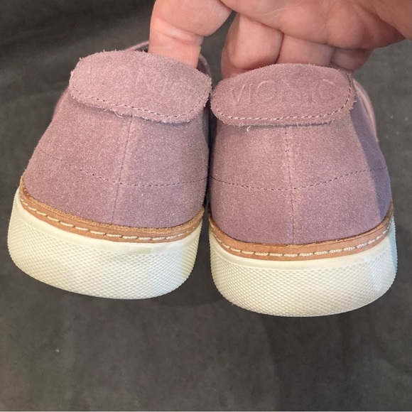 VIONIC Sz 10 Malina Perforated Toe Cap Rubber Sole Suede Slip On Loafers Flats - Picture 12 of 15